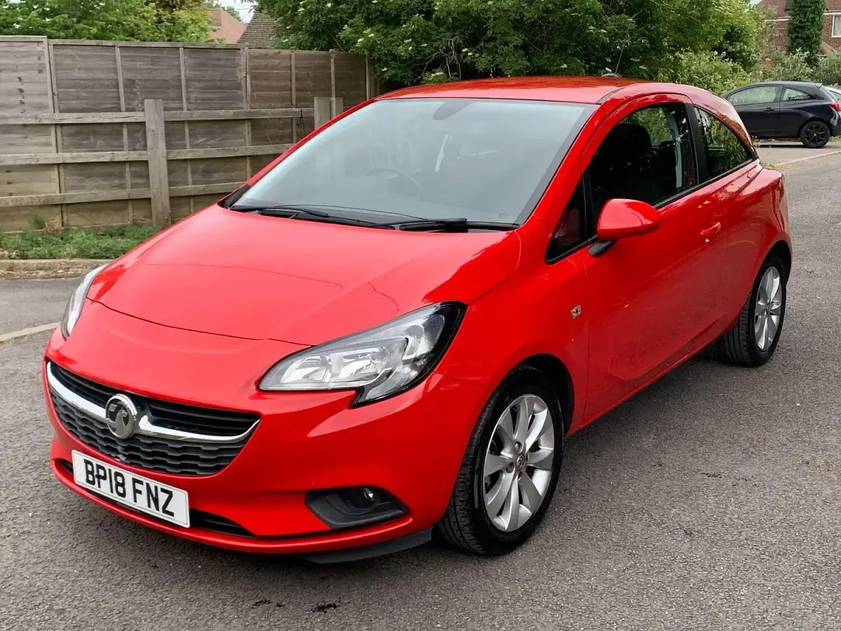 Used Vauxhall Corsa 75 HP (55 kW) 2018 Red Hatchback