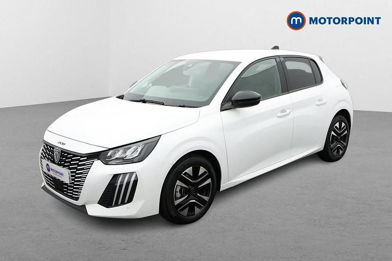 Used Peugeot 208 Allure 101 HP (74 kW) 2024 White Hatchback