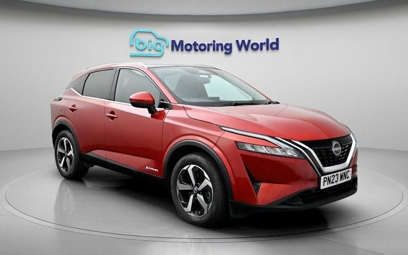 Used Nissan Qashqai N-Connecta 190 HP (139 kW) 2023 Red SUV