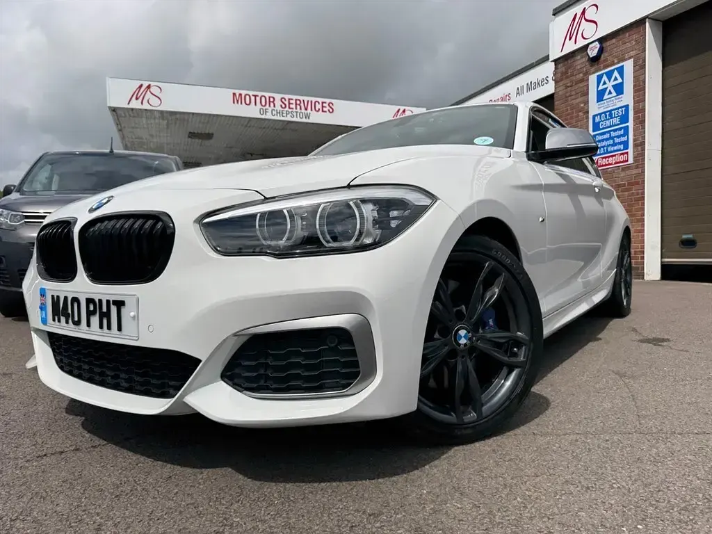 Used BMW M140 M Sport 340 HP (250 kW) 2017 White Hatchback