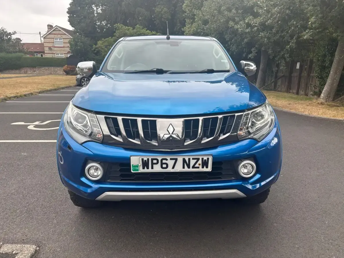 Used Mitsubishi L200 Warrior 2017 Blue Pickup