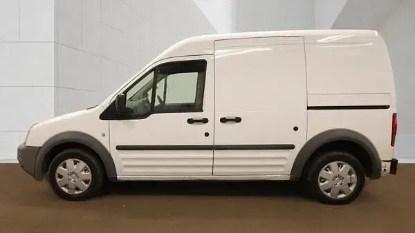 Begagnad Ford Transit Connect 90 HK (66 kW) 2013 Vit Minibuss