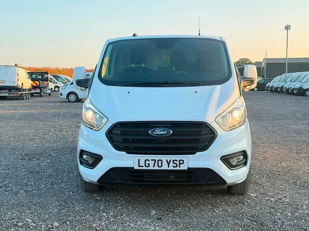Used Ford Transit Custom Trend 130 HP (95 kW) 2020 White Van