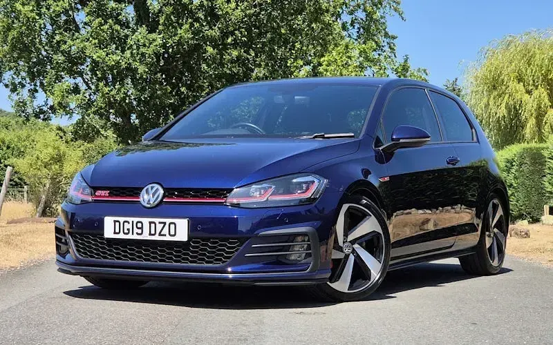 Used VW Golf VII GTI 245 HP (180 kW) 2019 Hatchback