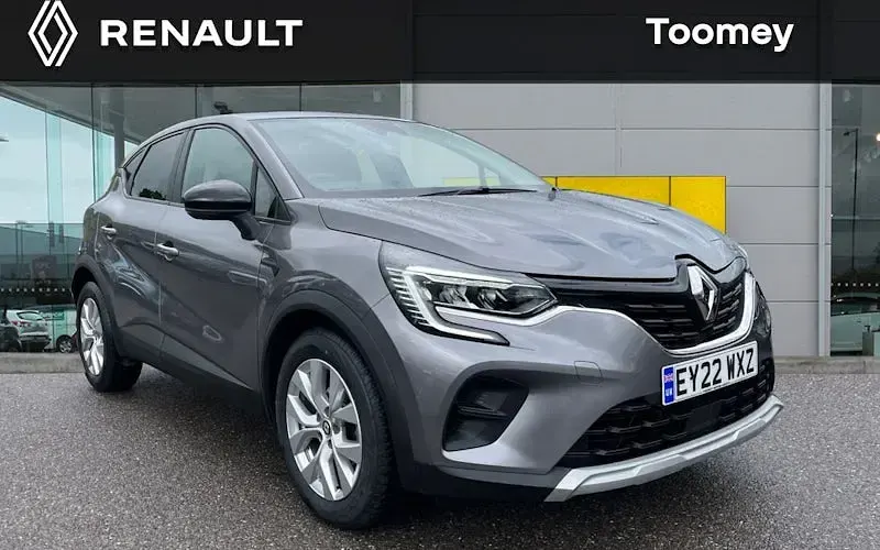 Begagnad Renault Captur Iconic 140 HK (102 kW) 2022 SUV