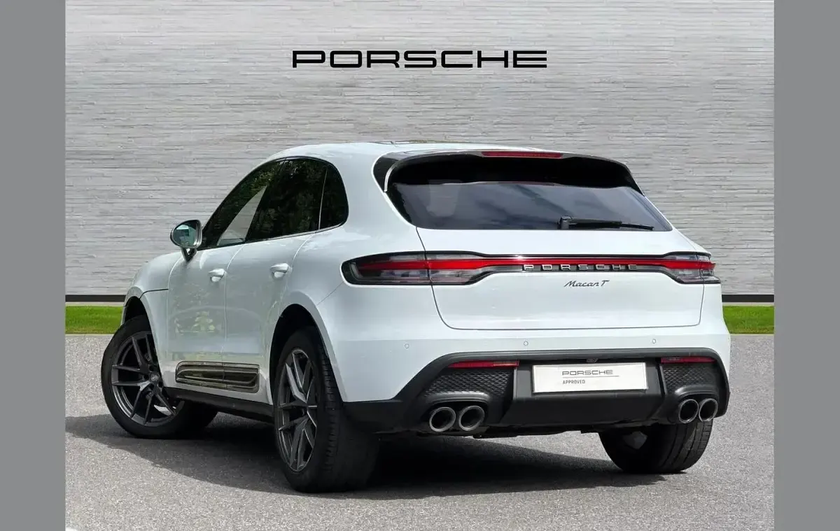 Used Porsche Macan 265 HP (194 kW) 2024 White SUV