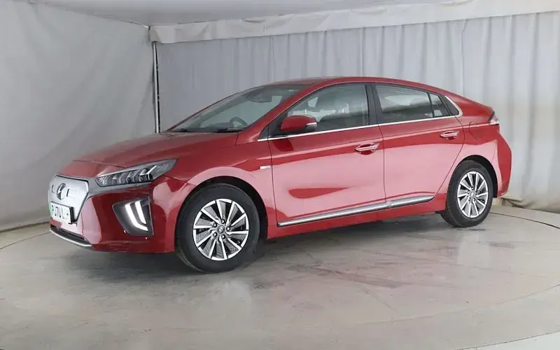 Used Hyundai Ioniq Premium 100 kW (136 HP) 2020 Red Hatchback