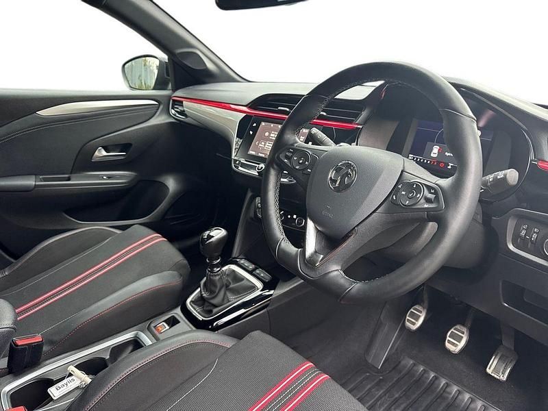 Used Vauxhall Corsa SRi 101 HP (74 kW) 2020 Black Hatchback