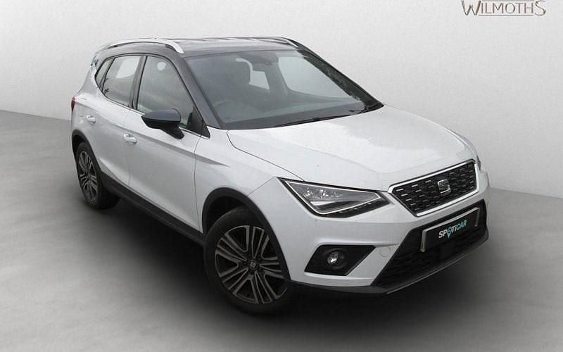 White Used 2021 Seat Arona XCELLENCE SUV | £11,995 (Good price) - Image 1/4