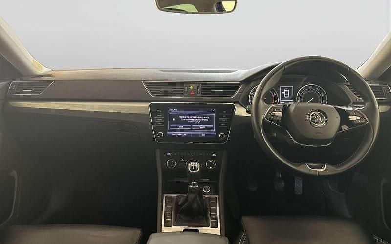 Used Skoda Superb SE Technology 150 HP (110 kW) 2022 Estate