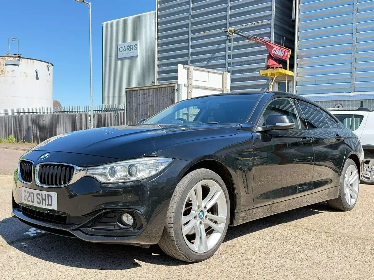 Used BMW 420 Sport Line 190 HP (139 kW) 2015 Black Hatchback