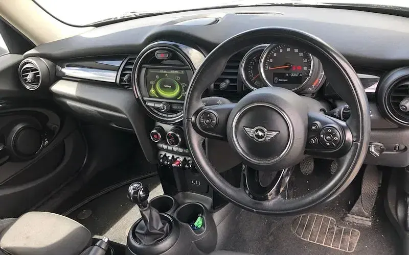 Used Mini Cooper Chili 136 HP (100 kW) 2017 Blue Hatchback