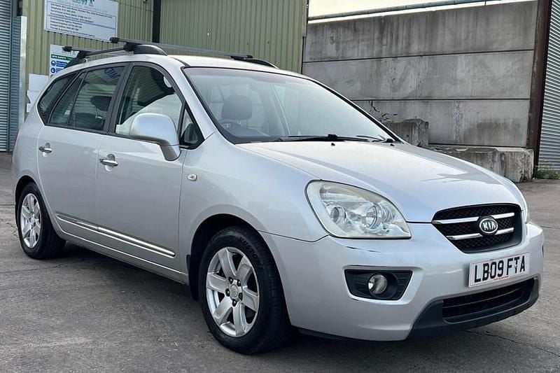 Silver Used 2009 Kia Carens 2 MPV | £1,500 - Image 1/1