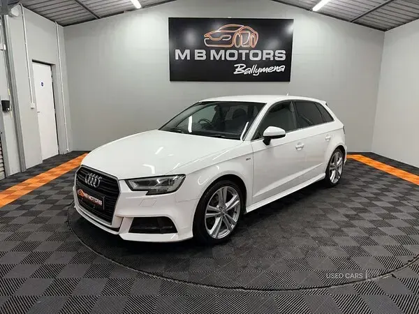 Used Audi A3 S-Line 150 HP (110 kW) 2017 White Hatchback