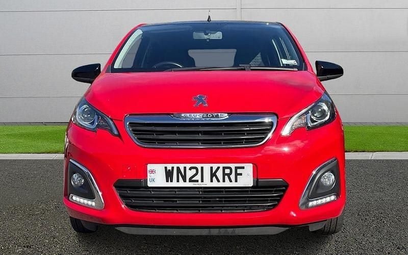Used Peugeot 108 Allure 72 HP (52 kW) 2021 Red Hatchback