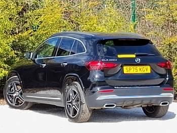 Usado Mercedes GLA200 Executive 150 HP (110 kW) 2025 Preto SUV