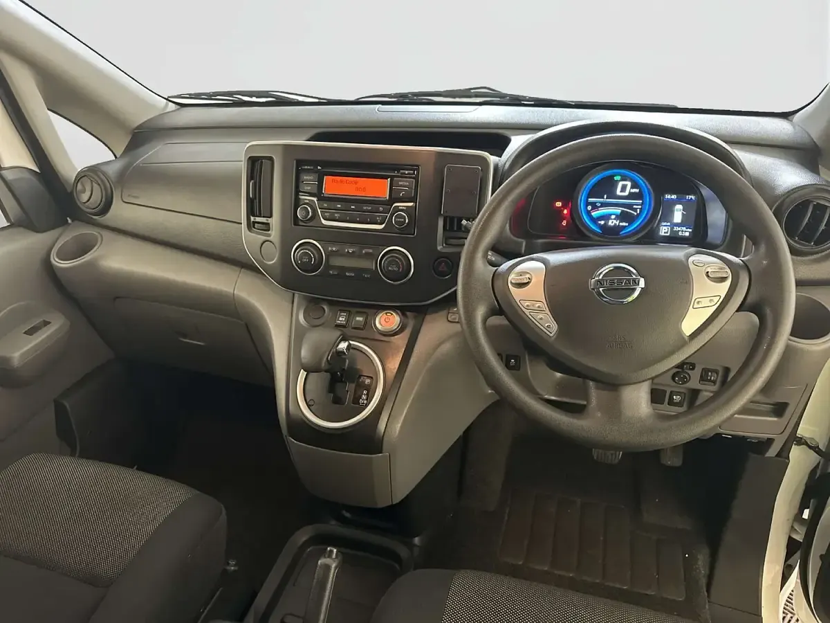 Used Nissan e-NV200 Acenta 80 kW (109 HP) 2021 White MPV