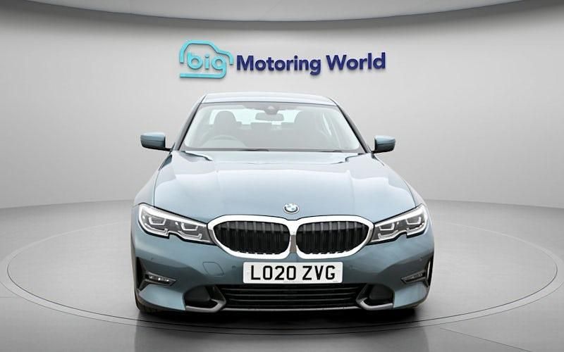 Used BMW 320 Sport Line 184 HP (135 kW) 2020 Blue Sedan