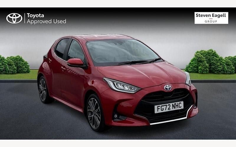 Used 2025 Toyota Yaris Hybrid Hatchback | £20,817 (Fair price) - Image 1/3