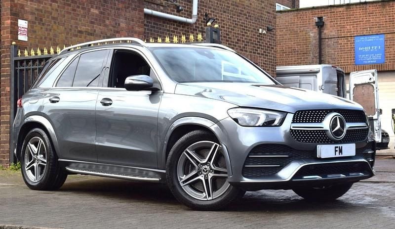 Grey Used 2022 Mercedes GLE350 AMG line Estate | £37,450 (Good price) - Image 1/3