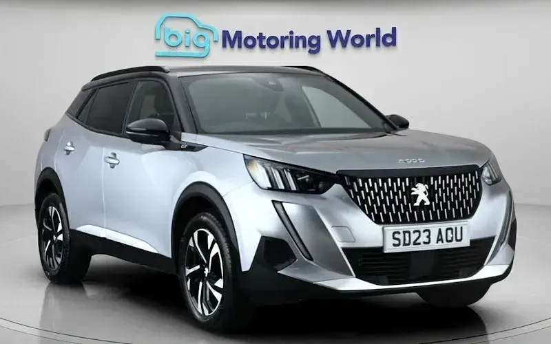 Used Peugeot 2008 GT 131 HP (96 kW) 2023 SUV
