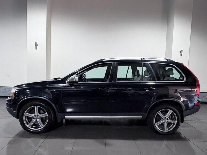 Used Volvo XC90 R-Design 200 HP (147 kW) 2011 Black SUV