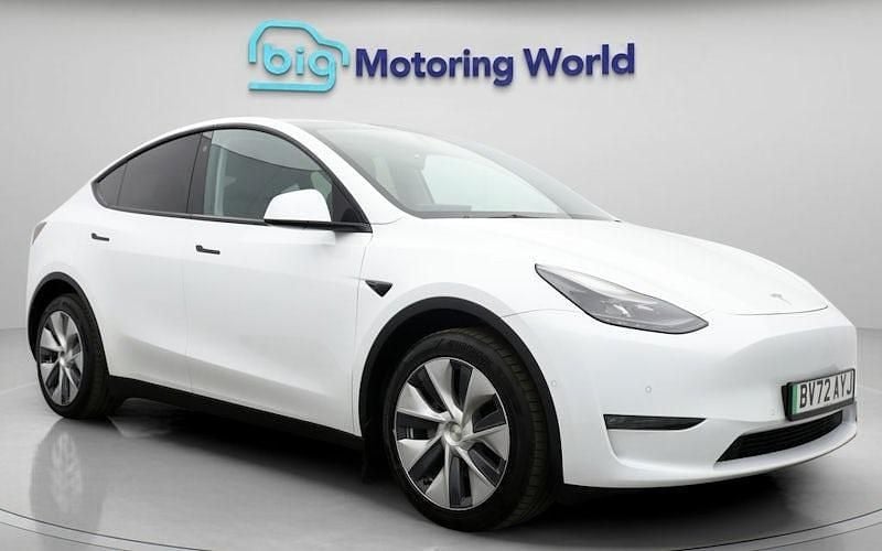 Used 2023 Tesla Model Y Long Range SUV | £23,900 (Super price) - Image 1/4