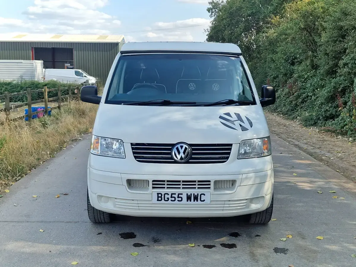 Used VW T5 85 HP (62 kW) 2005 White Van