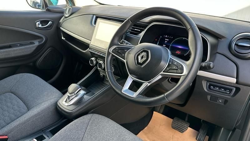 Used Renault Zoe Iconic 80 kW (109 HP) 2021 Blue Hatchback