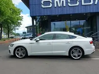 Used Audi A5 S-Line 190 HP (139 kW) 2019 White Coupe