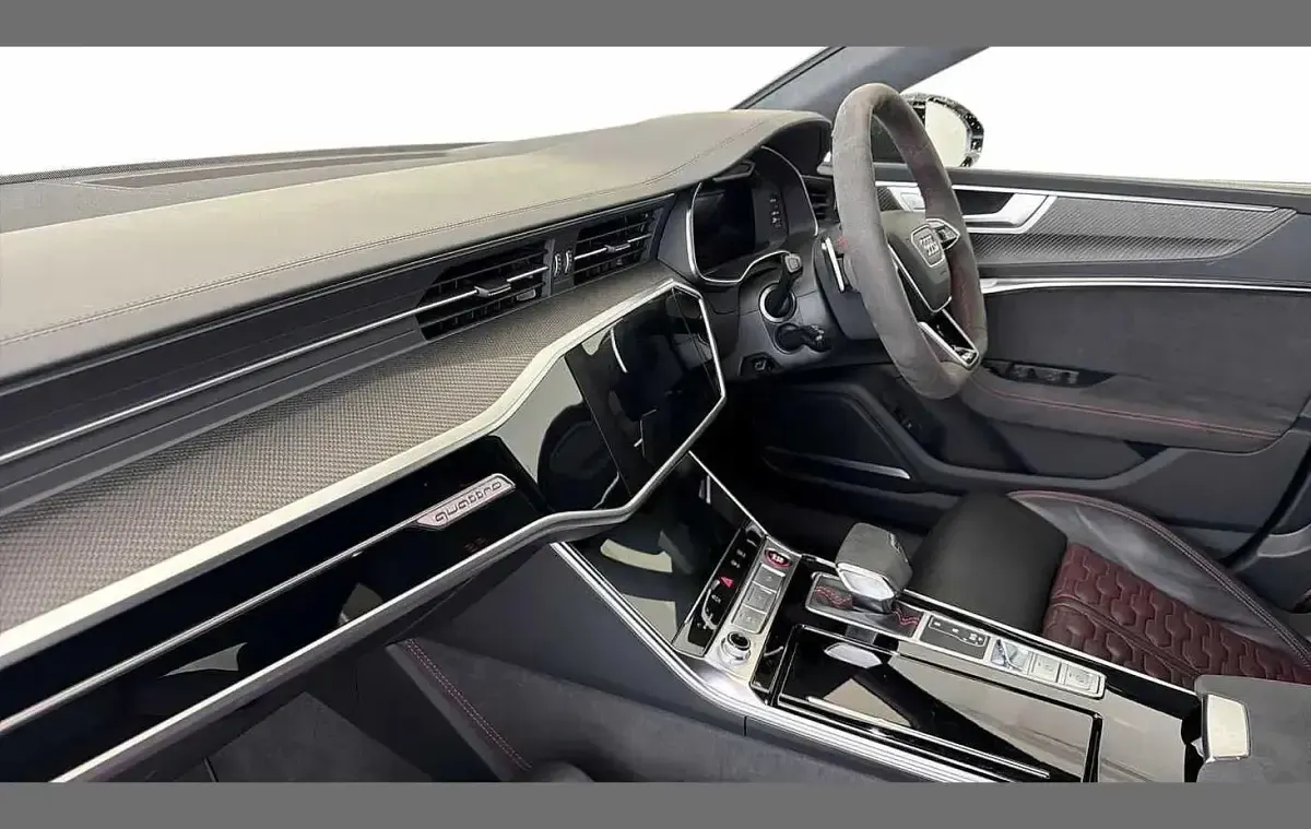 Usado Audi RS7 Design 620 HP (456 kW) 2023 Preto Citadino