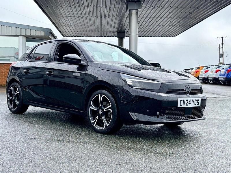 Second-hand Vauxhall Corsa S 74 CP (54 kW) 2024 Negru Hatchback