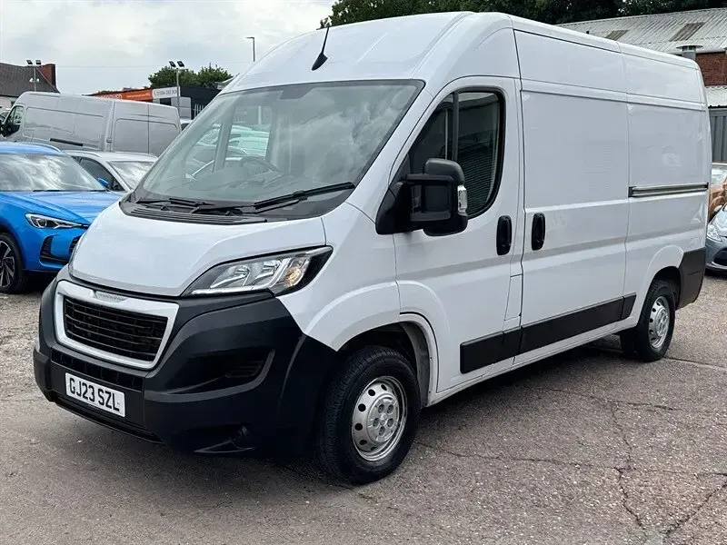 Used Peugeot Boxer S 2023 White Van