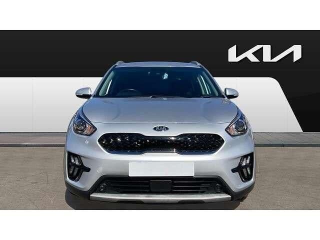 Gebraucht Kia Niro 141 PS (103 kW) 2021 Silber SUV