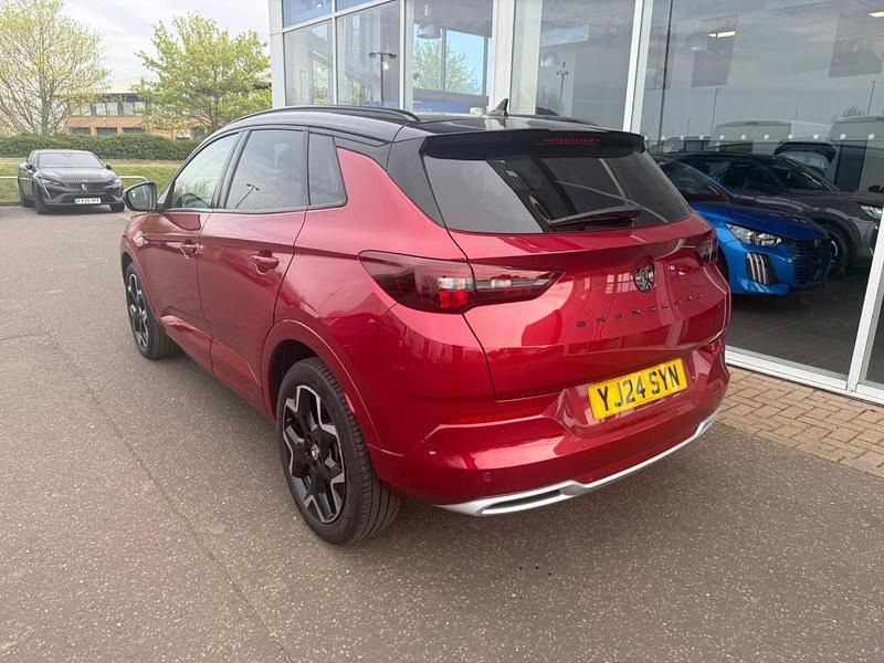 Used Vauxhall Grandland X Ultimate 128 HP (94 kW) 2024 Red SUV