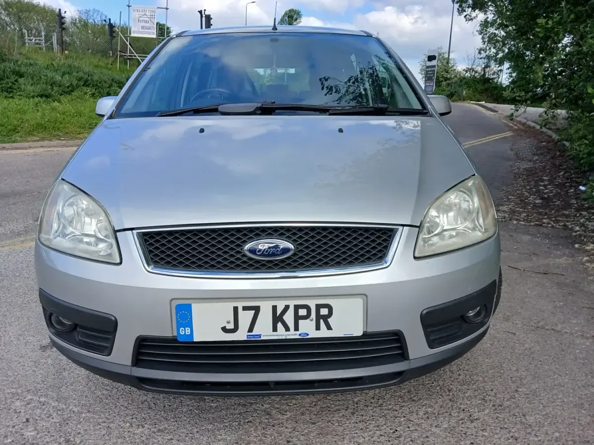 Second-hand Ford C-MAX Zetec 120 CP (88 kW) 2005 Argintiu Monovolum