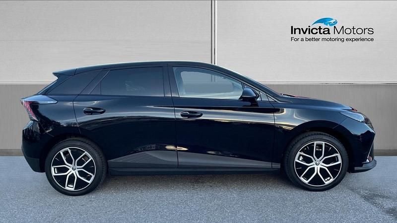 New MG MG4 EV Trophy 180 kW (245 HP) 2026 Black Hatchback