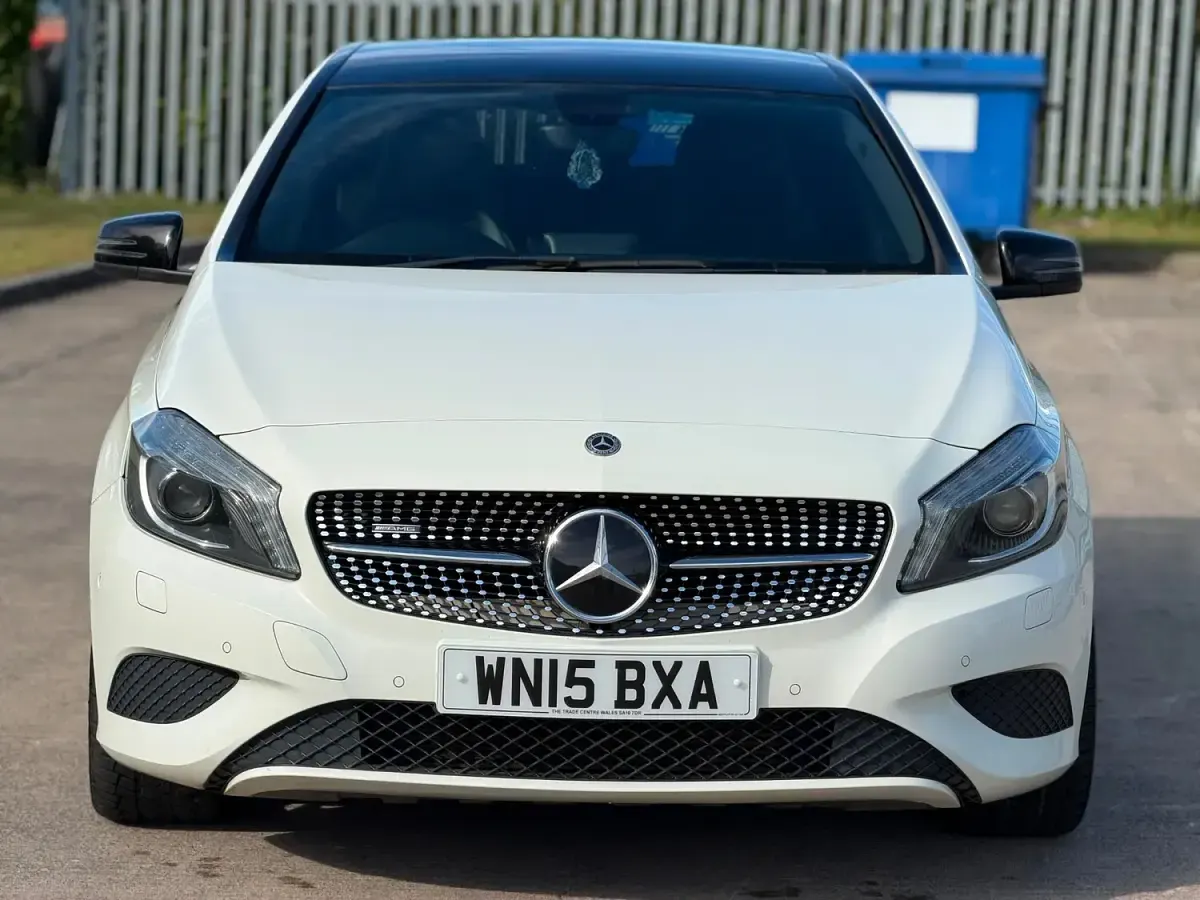Used Mercedes A200 2015 White Hatchback