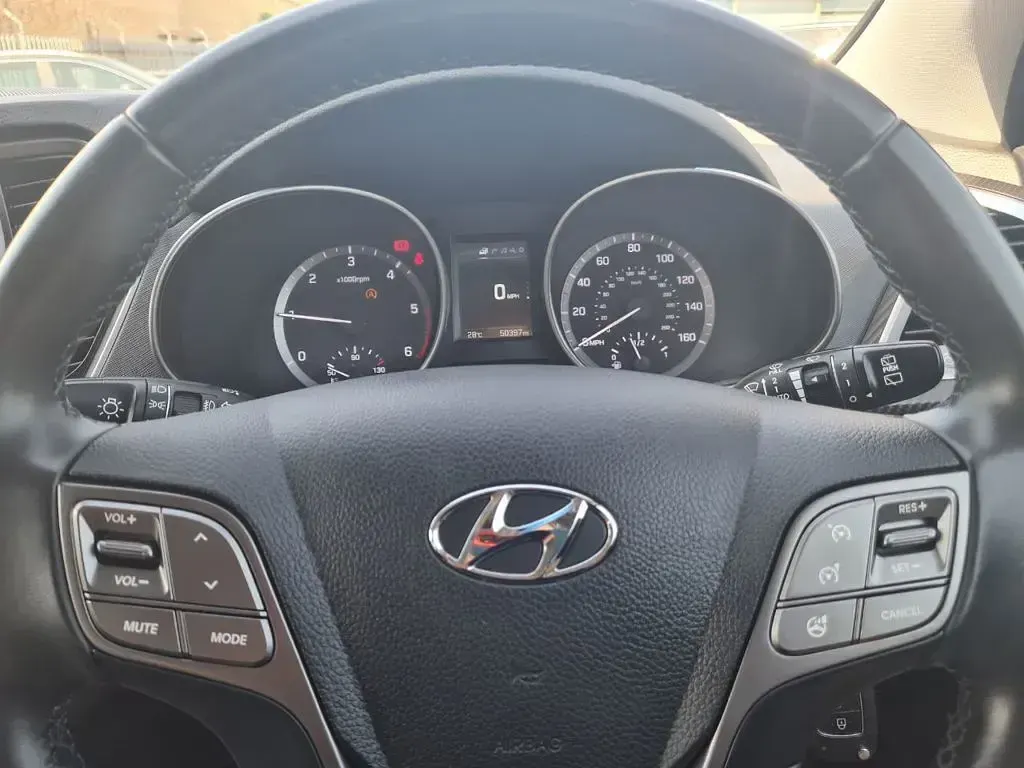 Begagnad Hyundai Santa Fe Premium 197 HK (144 kW) 2018 Vit SUV