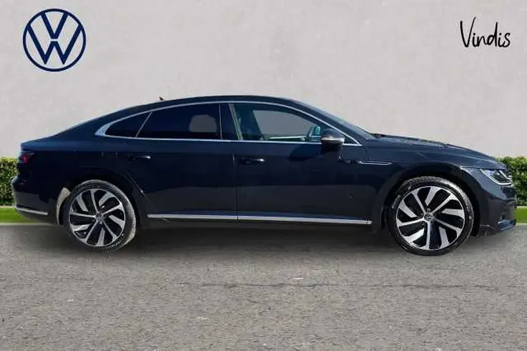 Usado VW Arteon R-line 190 HP (139 kW) 2022 Preto Citadino
