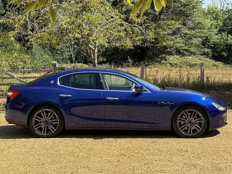 Used Maserati Ghibli 275 HP (202 kW) 2015 Blue Sedan