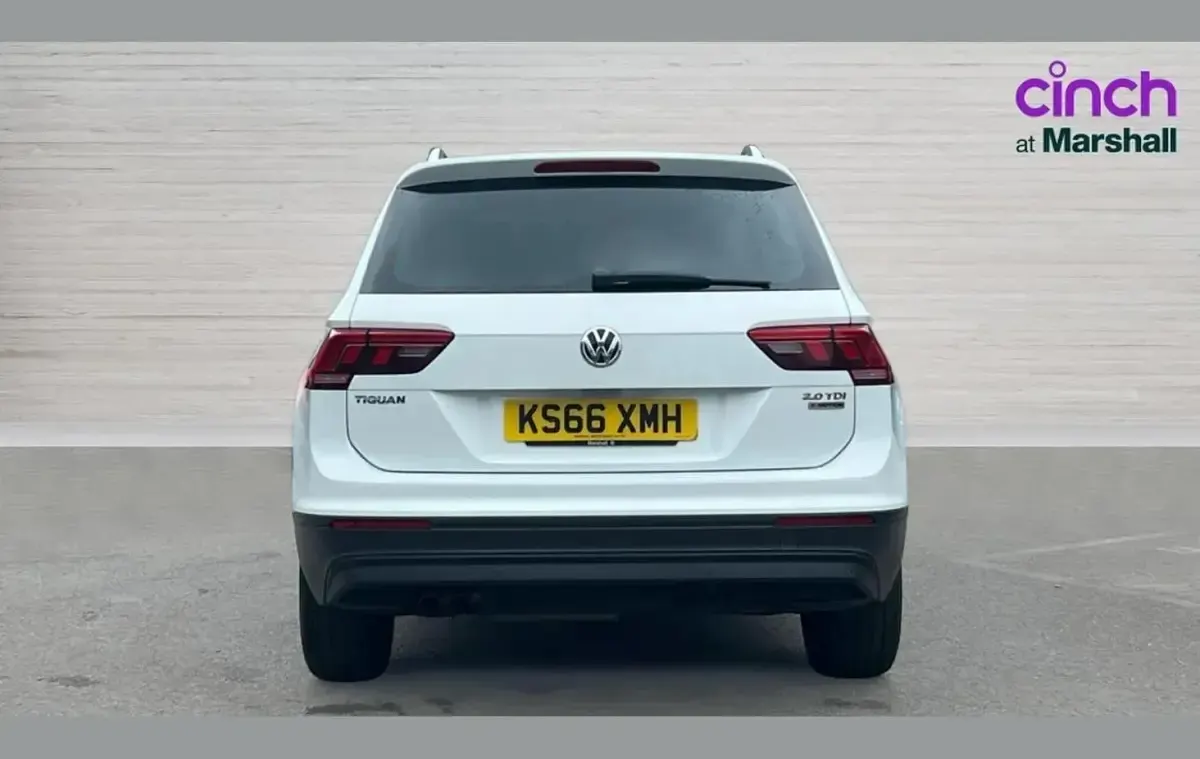 Used VW Tiguan SE 190 HP (139 kW) 2016 Pure white SUV