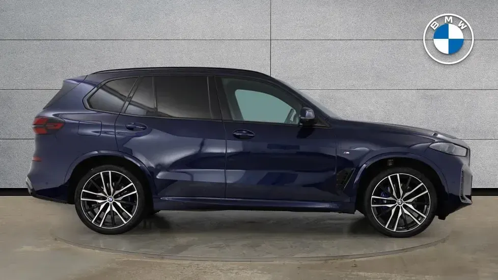 Used BMW X5 M Sport 294 HP (216 kW) 2025 Blue SUV