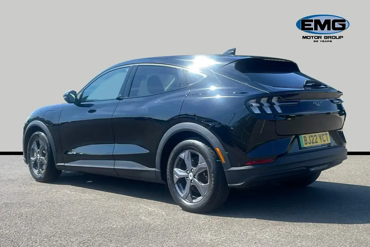 Used Ford Mustang Standard Range 269 HP (197 kW) 2022 Black Hatchback
