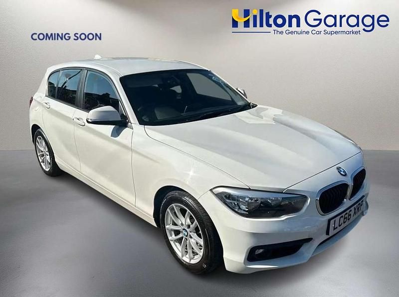Used BMW 118 Luxury Line 2017 White Hatchback