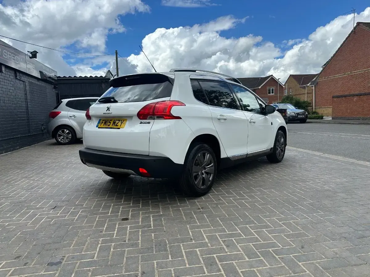Used Peugeot 2008 Crossway 2015 White SUV