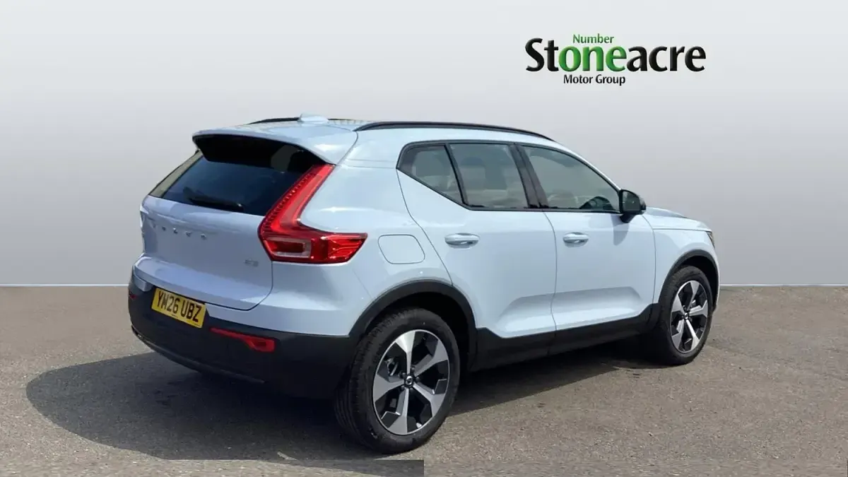 New Volvo XC40 Plus 2026 Blue SUV