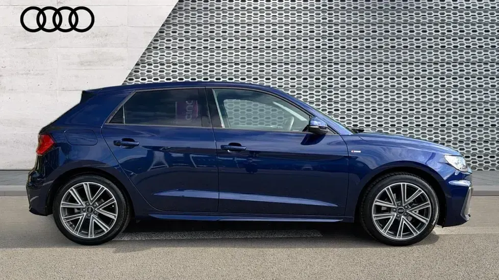 Used Audi A1 S-Line 150 HP (110 kW) 2025 Blue SUV
