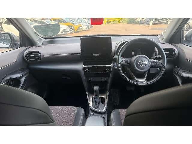 Used Toyota Yaris Cross 113 HP (83 kW) 2023 White SUV