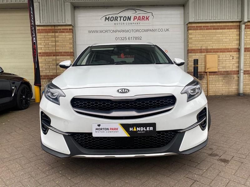 Used Kia XCeed 2021 White SUV